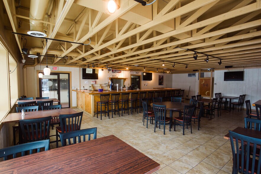 More Photos Of 720 N Wisconsin Ave, Elkhorn Restaurant For Sale