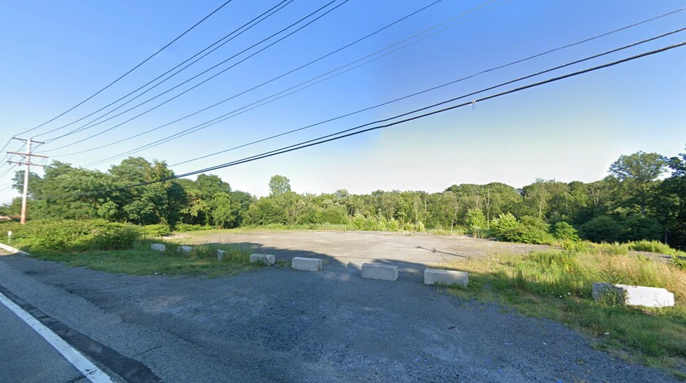 More Photos Of 2602 Rte 9W, Cornwall Land For Sale