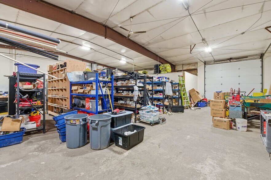 More Photos Of 5823 N Florida St, Spokane Manufacturing For Lease