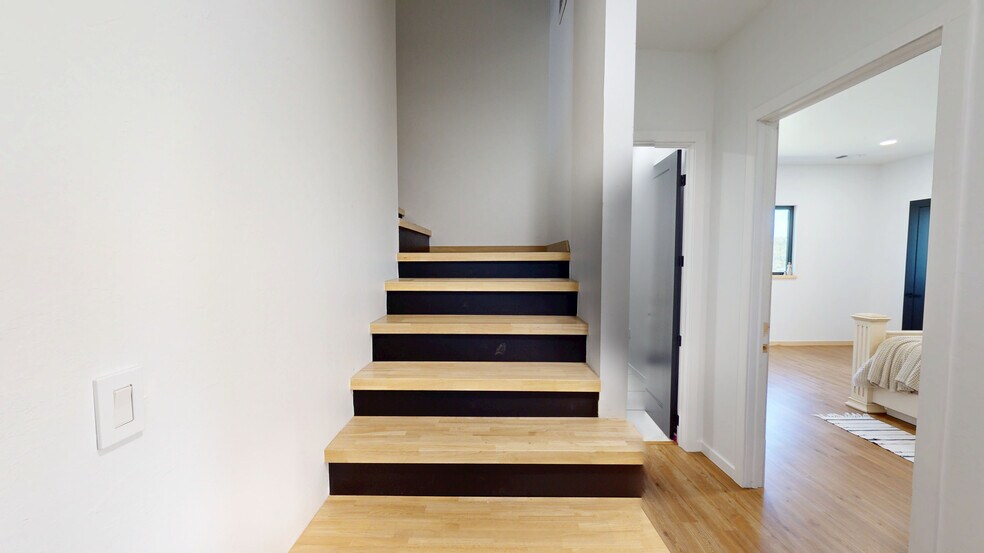 More Photos Of 28300 County Road 1590, Stonewall Land For Sale