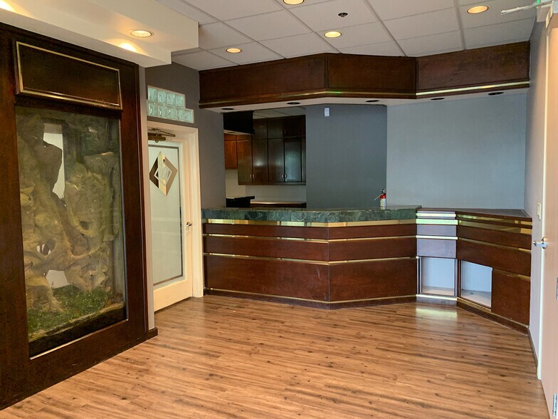 More Photos Of 6000 Fairway Dr, Rocklin Medical For Sale