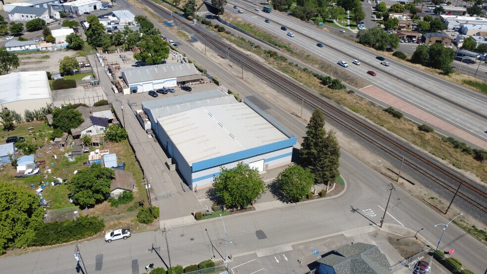 More Photos Of 2219 Hackett Rd, Ceres Warehouse For Sale