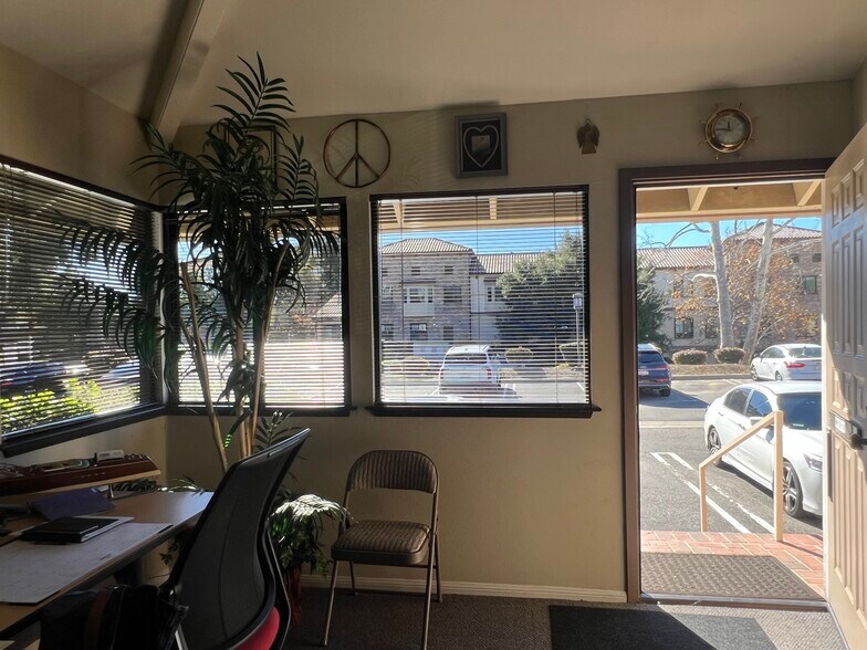 More Photos Of 141 Duesenberg Dr, Thousand Oaks Medical For Sale