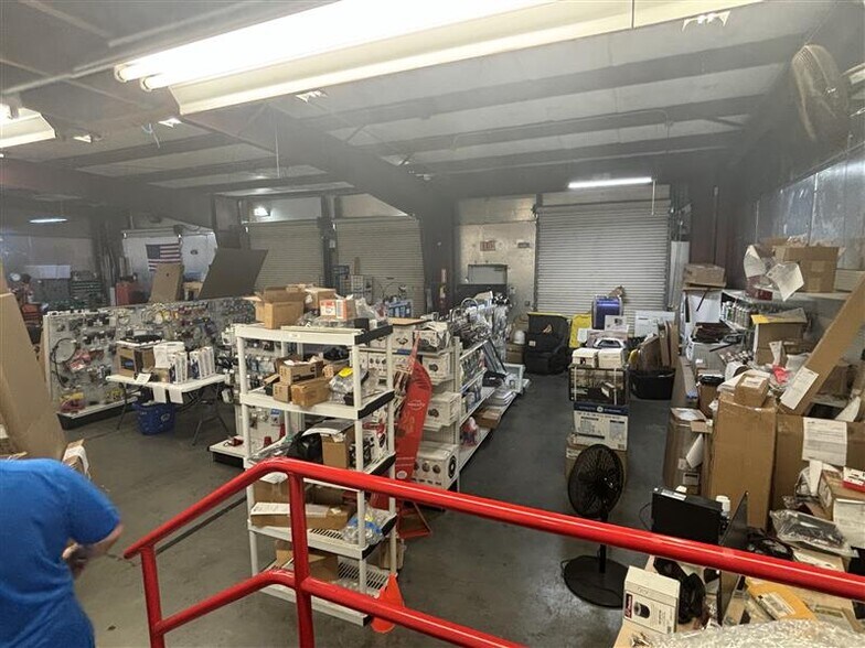 More Photos Of 4369 Tamiami Trl, Port Charlotte Auto Dealership For Lease