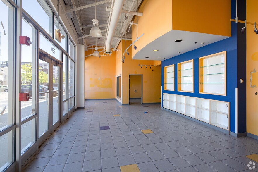 More Photos Of 799 Central Ave, Highland Park Storefront Retail Office For Lease