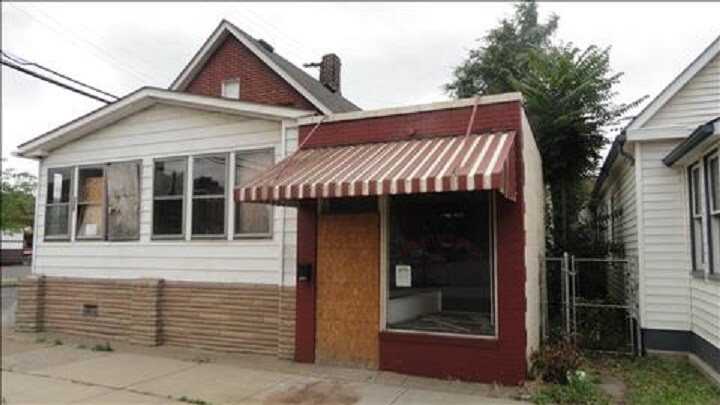 More Photos Of , River Rouge Unknown For Sale