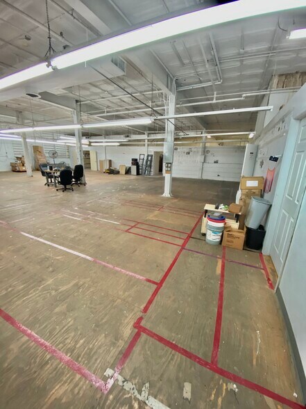 More Photos Of 588 56th St, West New York Manufacturing For Sale