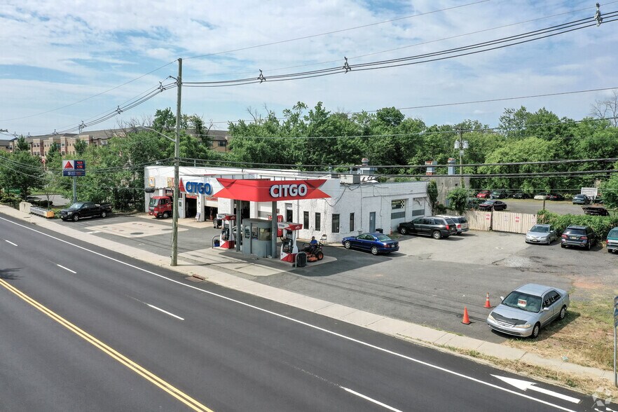 More Photos Of 1614 Stelton Rd, Piscataway Service Station For Sale