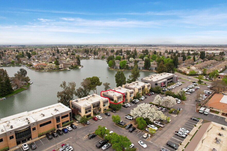 More Photos Of 1820 W Kettleman Ln, Lodi Office For Sale
