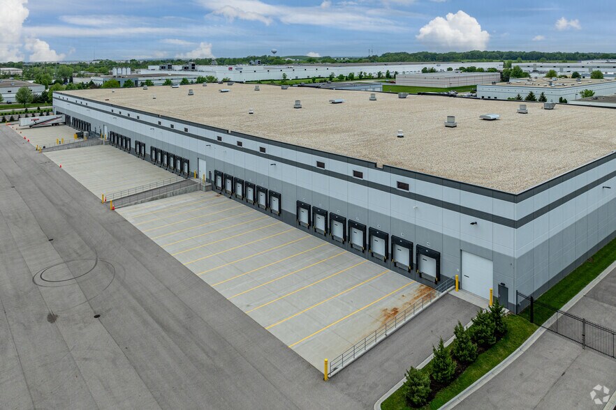 More Photos Of 1252 Pierson Dr, Batavia Warehouse For Lease