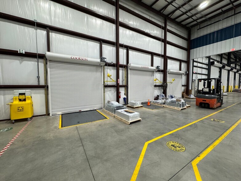 More Photos Of 4010 Deerpark Blvd, Elkton Manufacturing For Sale