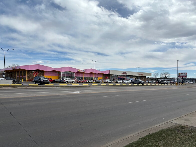 Primary Photo Of 1320-1340 S Federal Blvd, Denver Freestanding For Lease