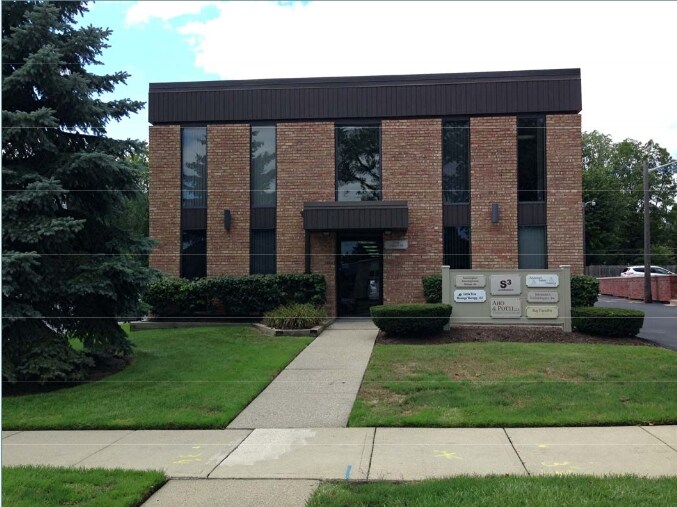 Primary Photo Of 23629 Liberty St, Farmington Office For Sale
