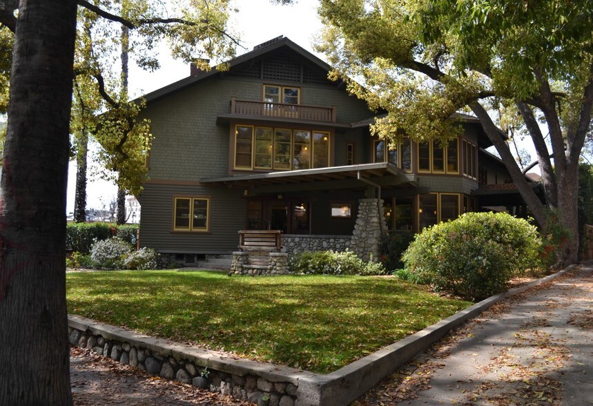More Photos Of 65-69 N Catalina Ave, Pasadena Loft Creative Space For Lease