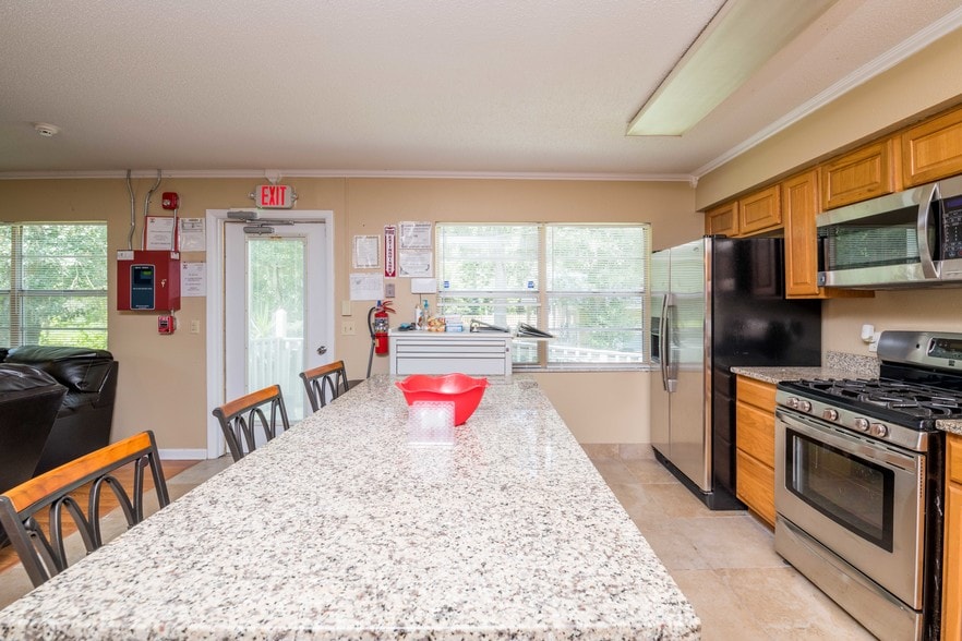 More Photos Of 15458 Snow Memorial Hwy, Brooksville Assisted Living For Sale
