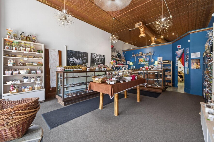 More Photos Of 736-738 Elmwood Ave, Buffalo Storefront Retail Residential For Sale