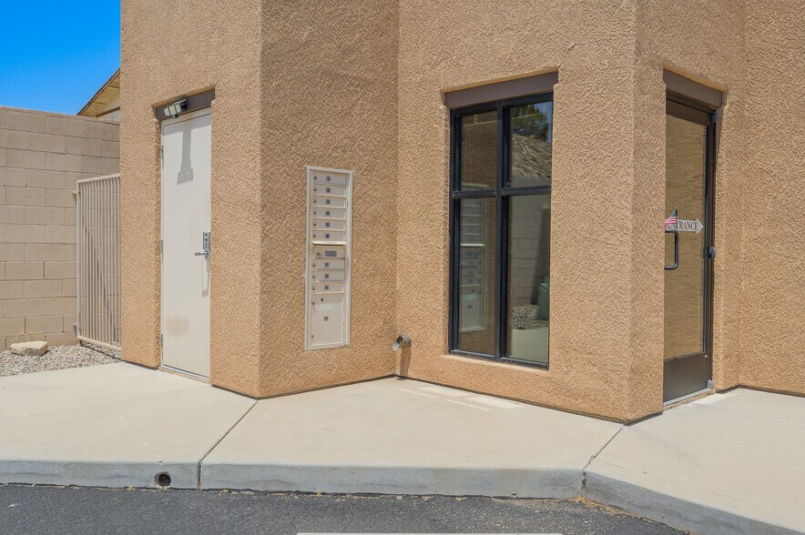 More Photos Of 1491 Palma Rd, Bullhead City Medical For Sale