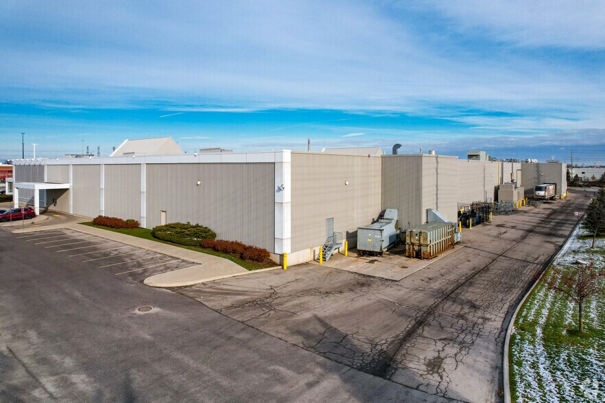 More Photos Of 3015-3155 Argentia Rd, Mississauga Unknown For Lease