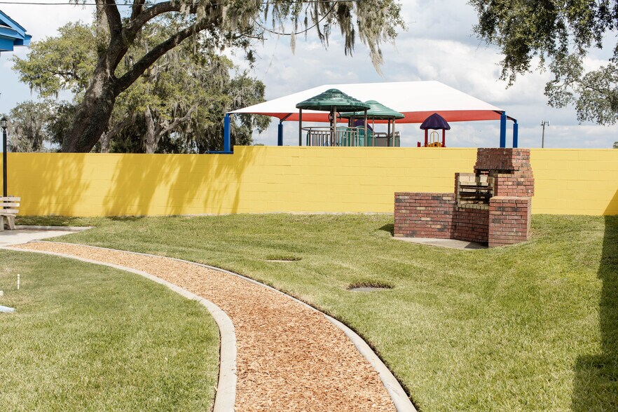 More Photos Of 217 N Kirkman Rd, Orlando Office For Sale