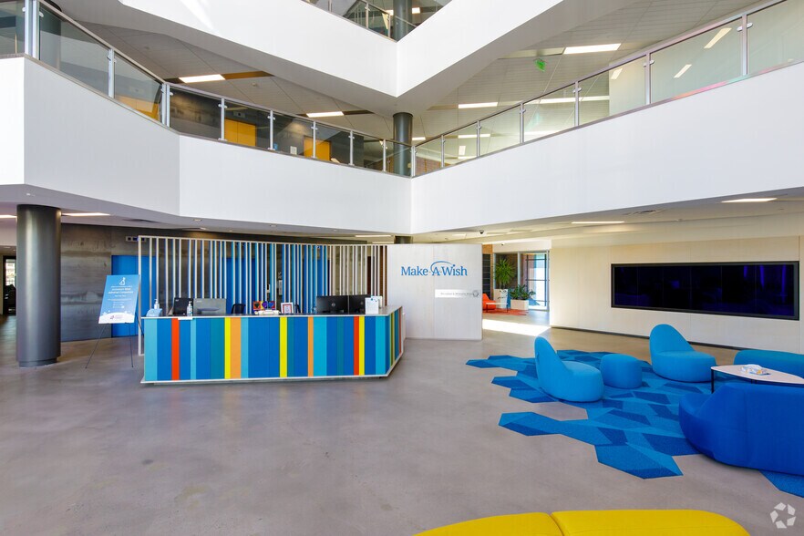 More Photos Of 1702 E Highland Ave, Phoenix Office For Sale