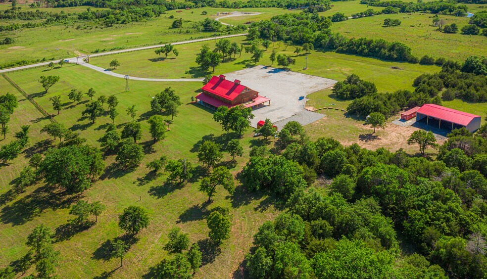 More Photos Of 347599 E 5400 Rd, Glencoe Lodge Meeting Hall For Sale