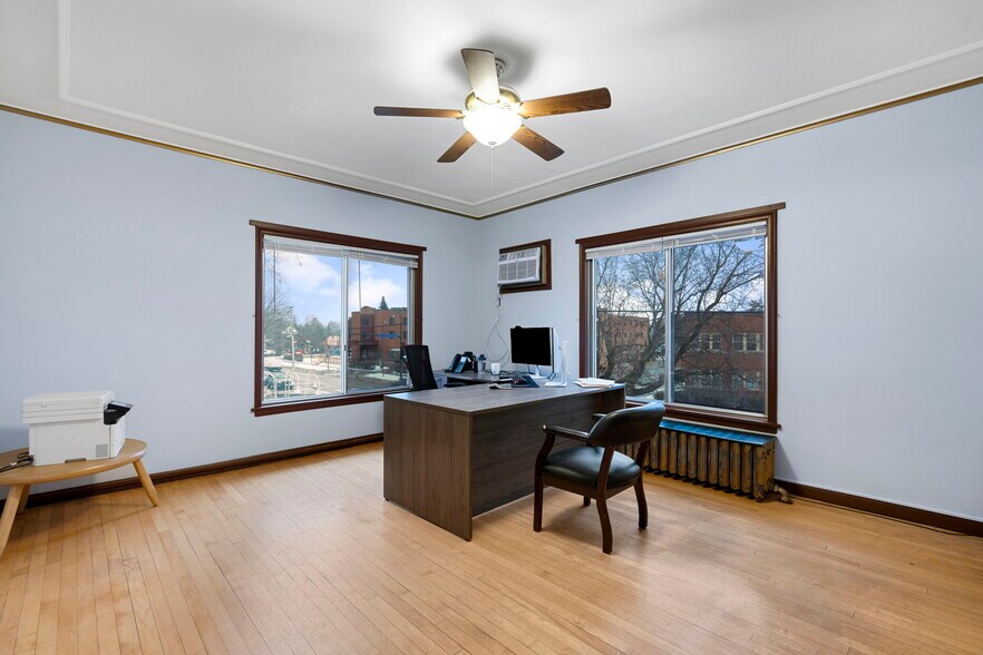 More Photos Of 3040 Lyndale Ave S, Minneapolis Office For Sale