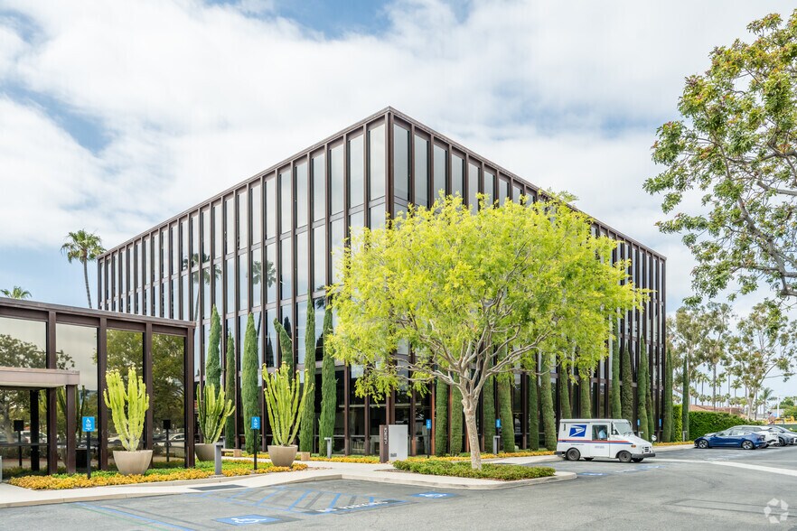 More Photos Of 18650 MacArthur Blvd, Irvine Office For Lease