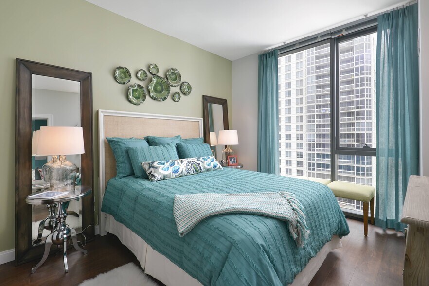 More Photos Of 845 N State St, Chicago Apartments For Lease