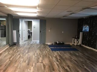 More Photos Of 1051-1057 Fond Du Lac Rd, Kewaskum Loft Creative Space For Lease