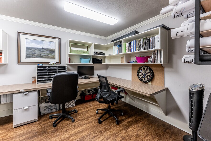 More Photos Of 101 Hidden Valley Cir, Huntsville Office For Sale