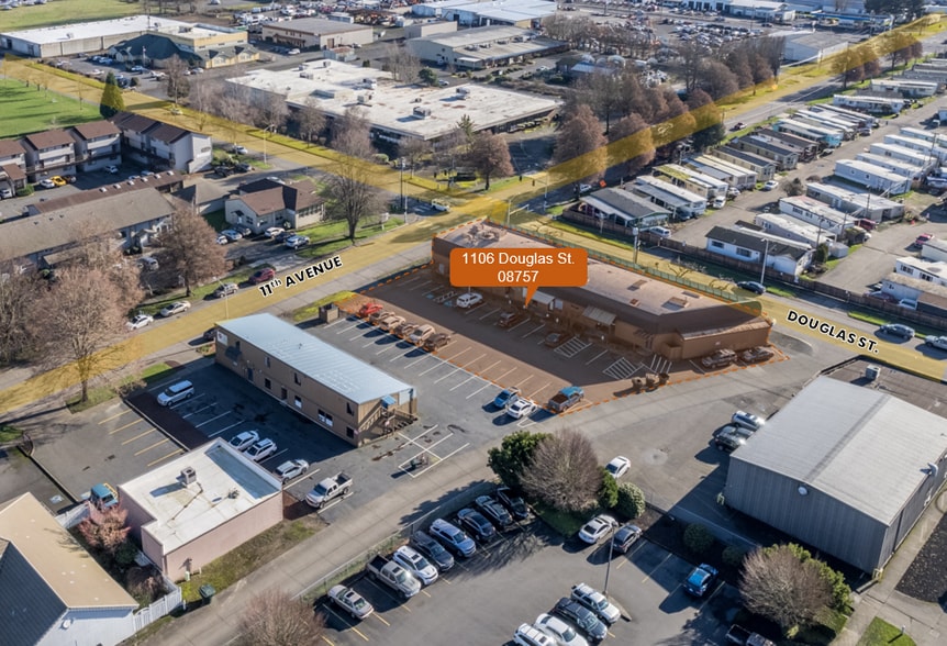 More Photos Of 1106 Douglas St, Longview Medical For Sale