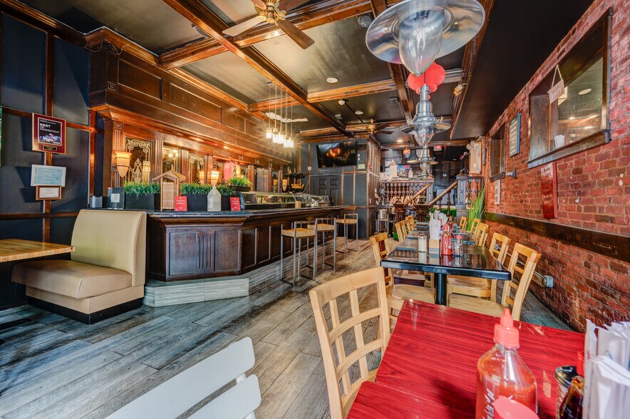 More Photos Of 1150 Chapel St, New Haven Restaurant For Sale