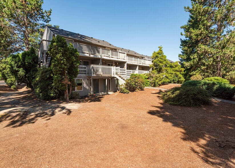 More Photos Of 9350 SW Hall Blvd, Tigard Apartments For Sale