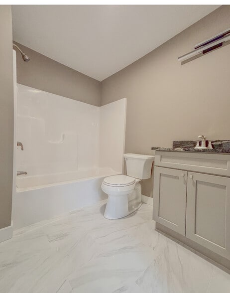 More Photos Of 60 Richards St, Worcester Apartments For Sale