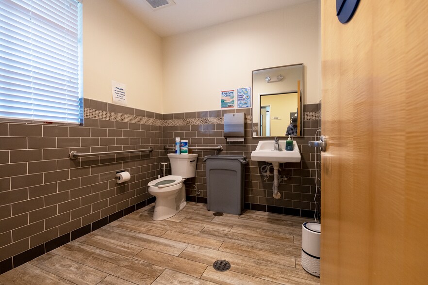 More Photos Of 1569 Lexann Ave, San Jose Medical For Sale