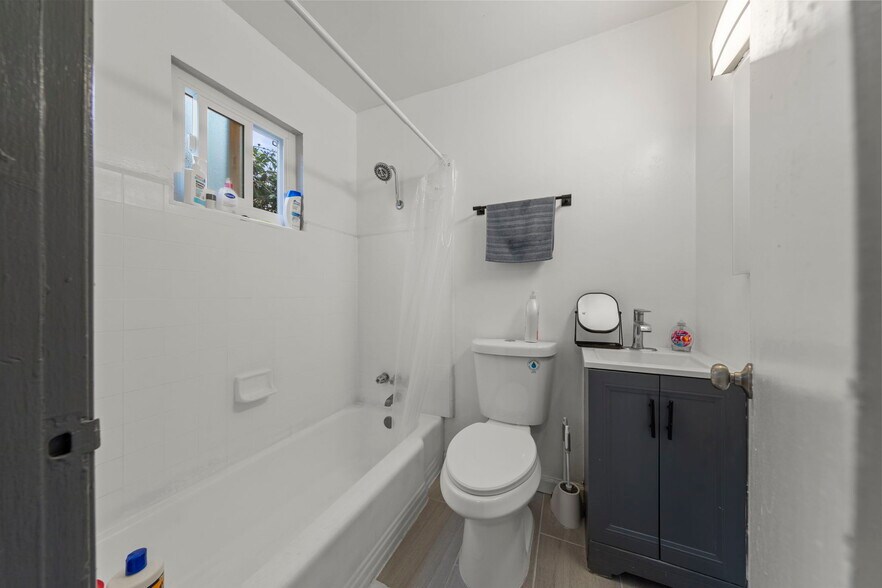 More Photos Of 52 Cleveland Ave, San Jose Apartments For Sale