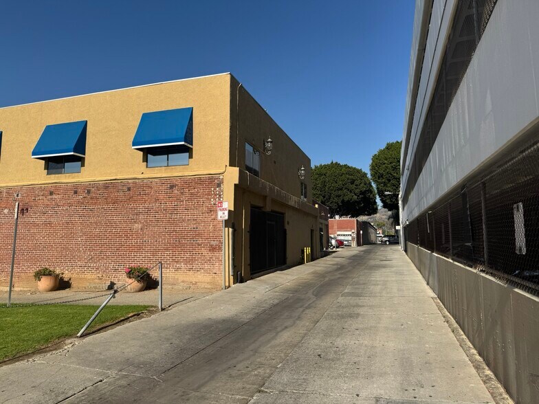 More Photos Of 6716-6718 Greenleaf Ave, Whittier Storefront Retail Office For Lease