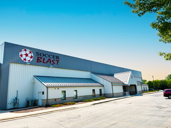 Primary Photo Of 3601 145th St, Burnsville Sports And Entertainment For Lease