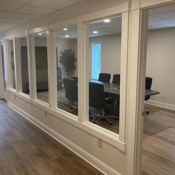 More Photos Of 1330-1360 Old Freeport Rd, Pittsburgh Unknown For Lease