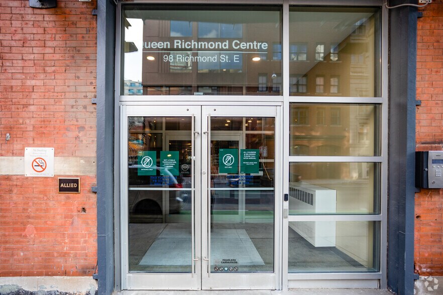 More Photos Of 111 Queen St E, Toronto Coworking Space