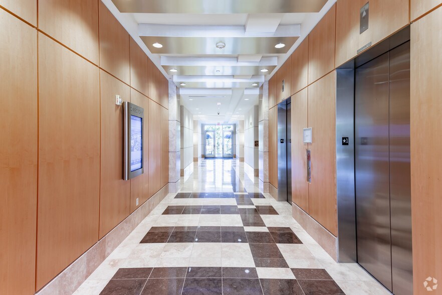 More Photos Of 580 Kingsley Park Dr, Fort Mill Office For Lease