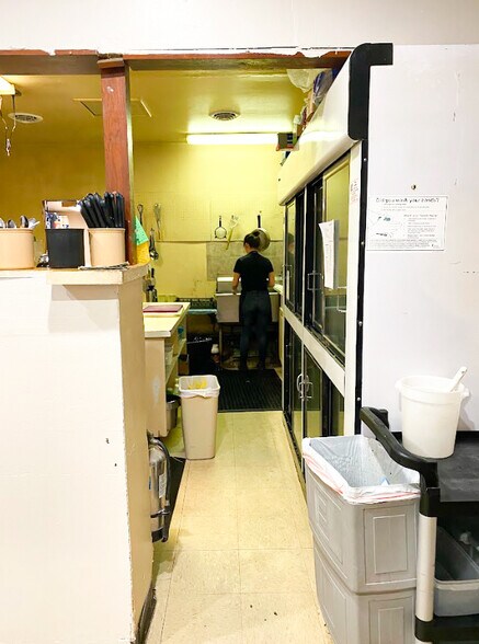 More Photos Of 87275 County Hwy 9-28, Christmas Valley Hotel For Sale