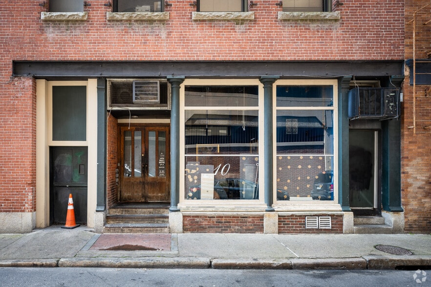 More Photos Of 55 Pine St, Providence Office Residential For Sale