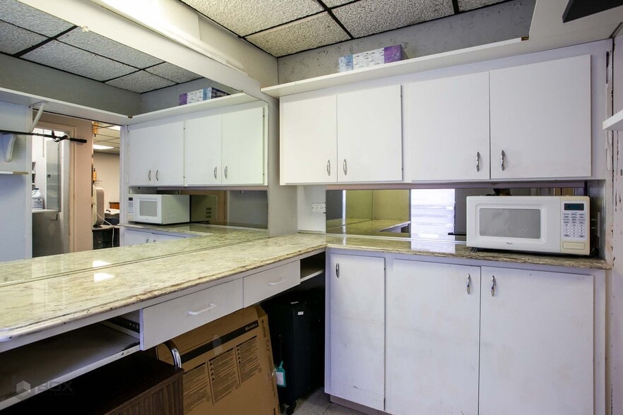 More Photos Of 3000 N University Dr, Coral Springs Office For Sale