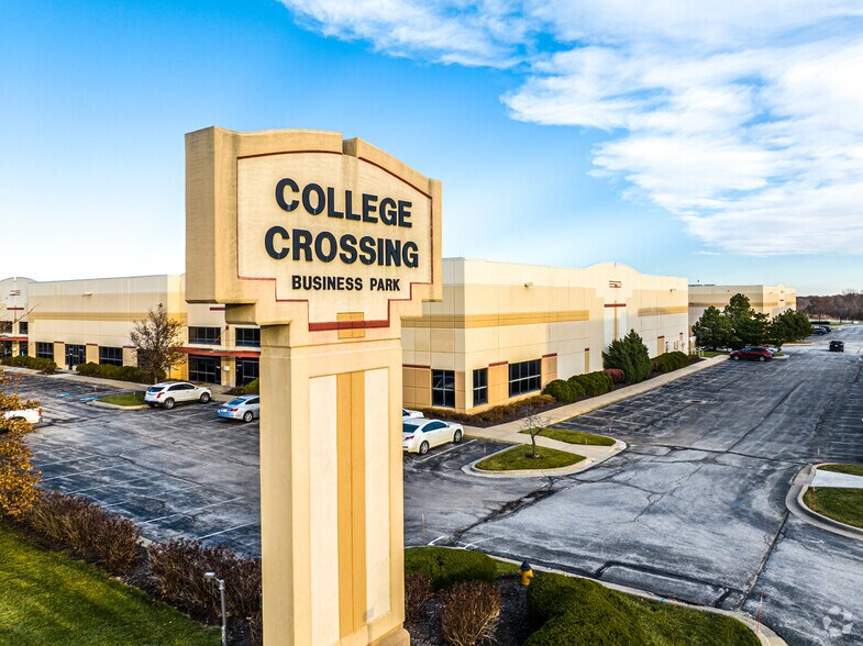 More Photos Of 11036-11064 Strang Line Rd, Lenexa Light Manufacturing For Lease