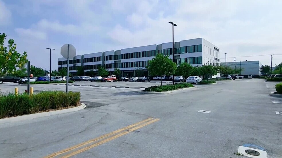 Primary Photo Of 1695 NW 110th Ave, Miami Office For Sale