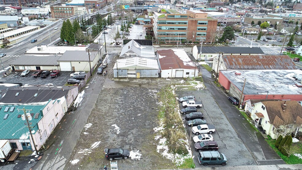 More Photos Of 2811-2815 Virginia Ave, Everett Freestanding For Sale