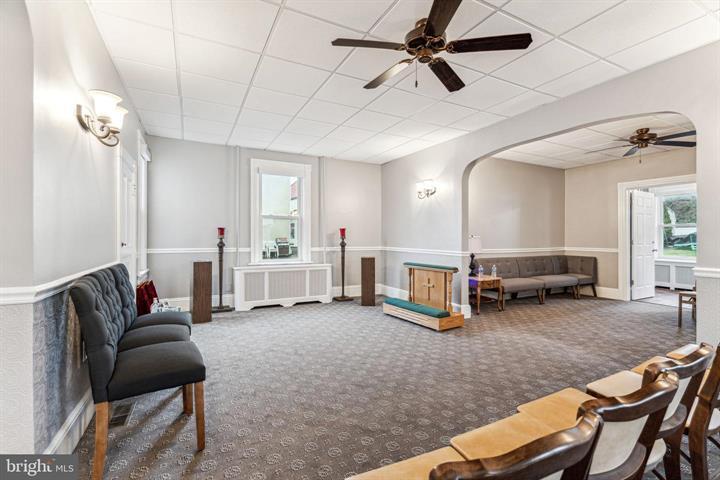 More Photos Of 625 Byberry Rd, Philadelphia Funeral Home For Sale