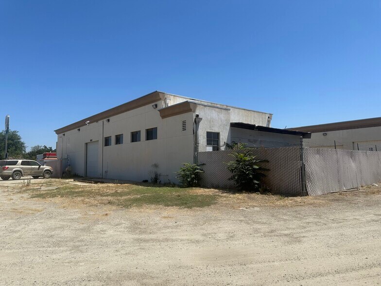 More Photos Of 801-803 Bear Mountain Blvd, Arvin Unknown For Lease