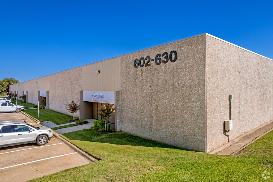 Primary Photo Of 602-630 E Avenue K, Grand Prairie Warehouse For Lease